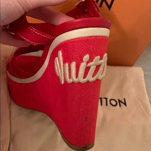 Louis Vuitton heels - Picture 3 of 7